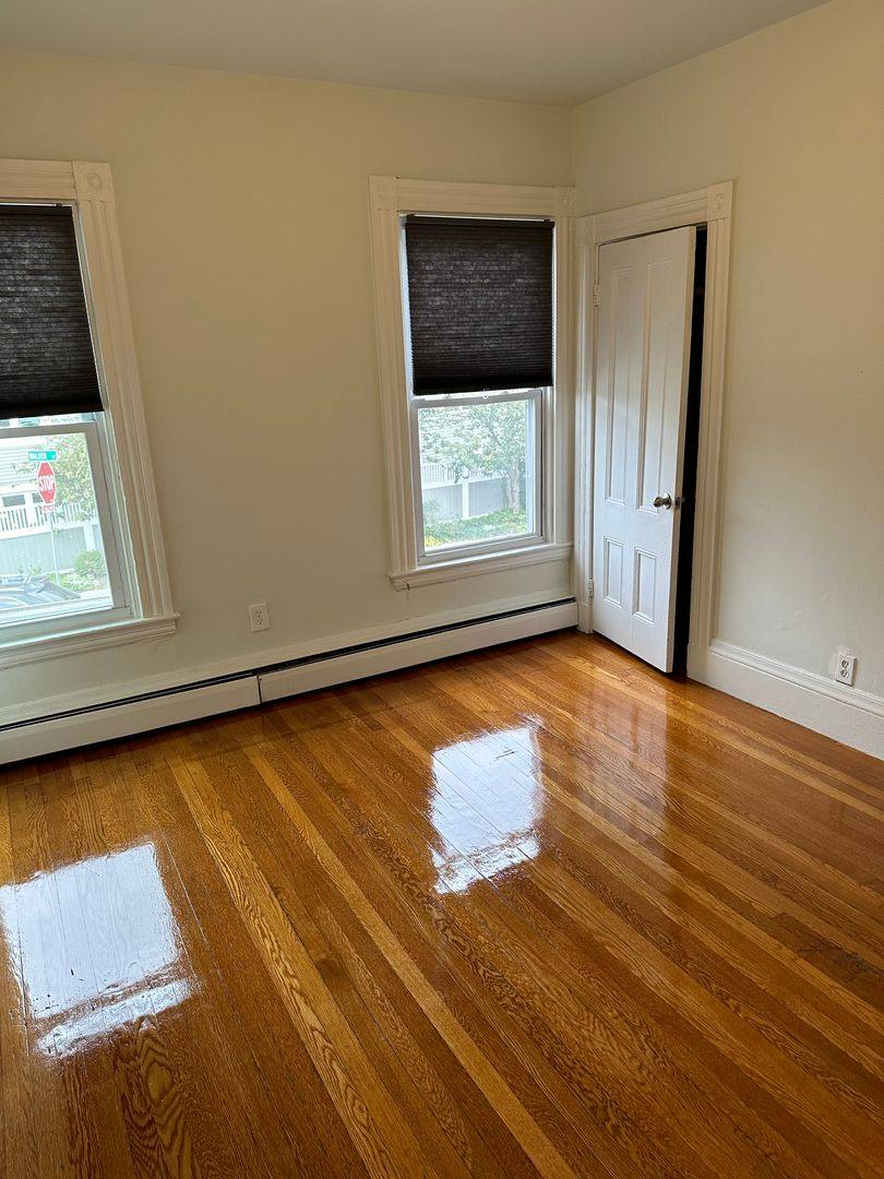 House for rent at 58 Walden St #2, Cambridge, MA 02140