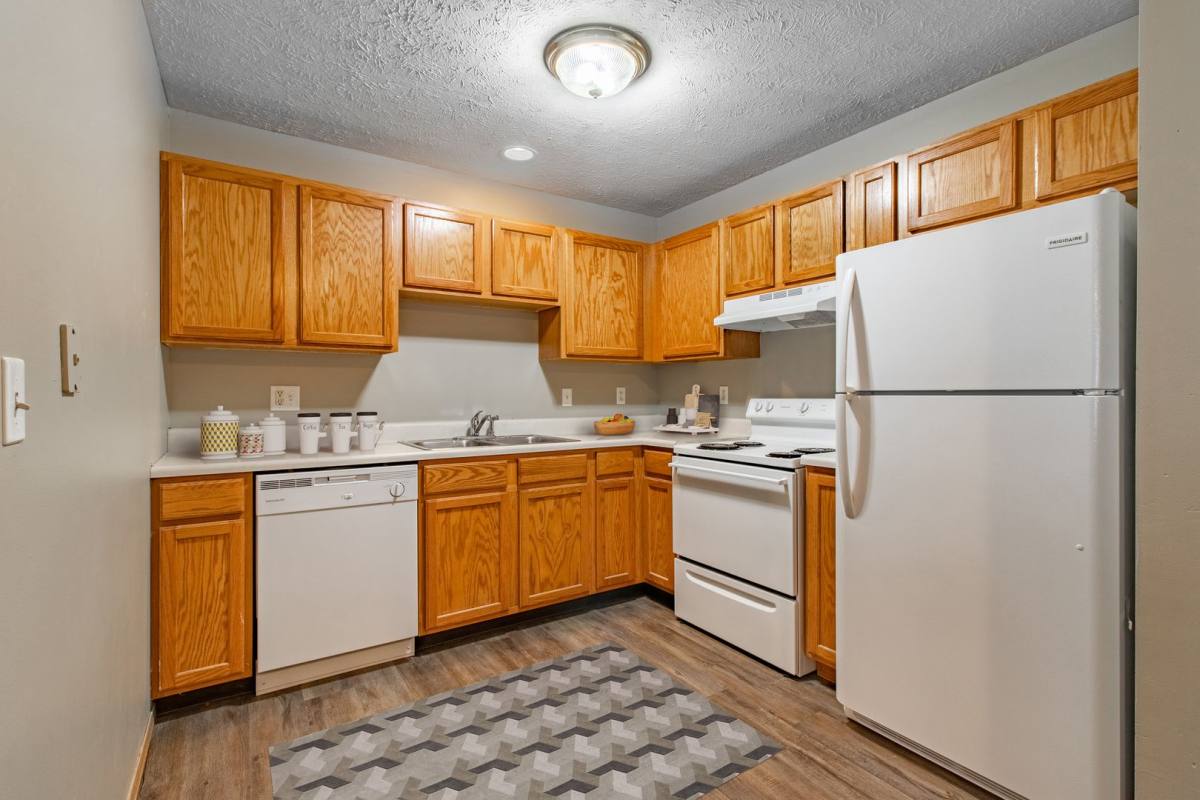 Apartment for rent at 102 Donnie Dr, Bloomington, IL 61704