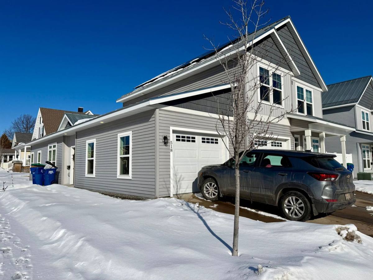 Apartment for rent at 516-518 W Thomas St, Wausau, WI 54401