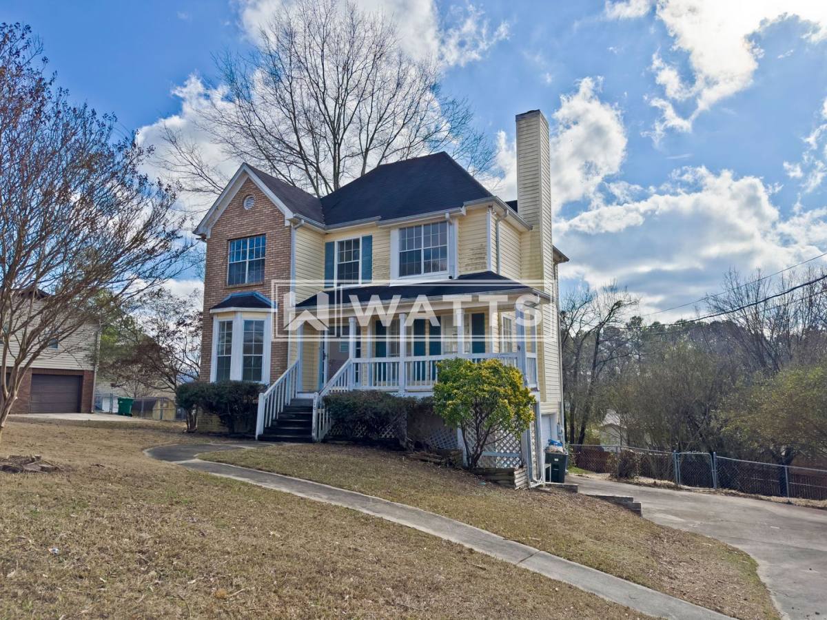 House for rent at 919 Poplar St, Moody, AL 35004