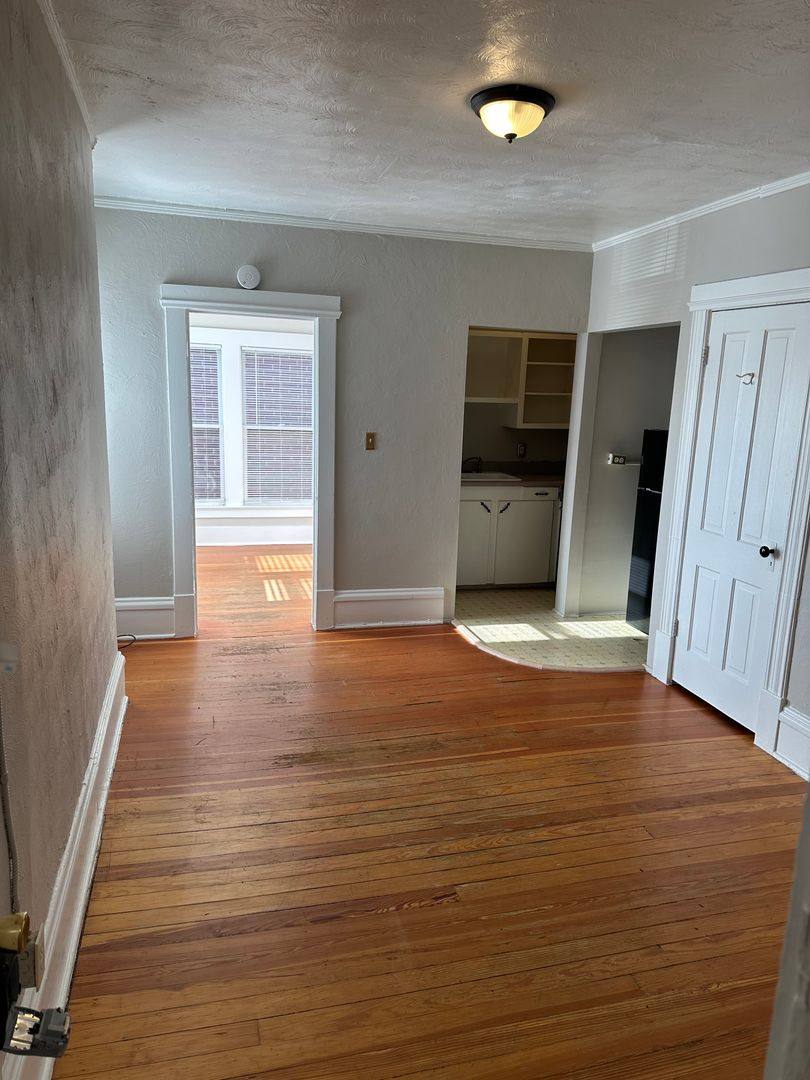 Apartment for rent at 715 N Nevada Ave, Colorado Springs, CO 80903