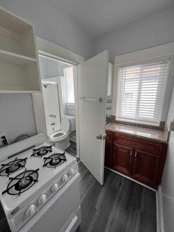 Apartment for rent at 14 Wavecrest Ave #9, Venice, CA 90291