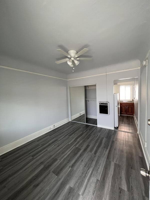 Apartment for rent at 14 Wavecrest Ave #9, Venice, CA 90291