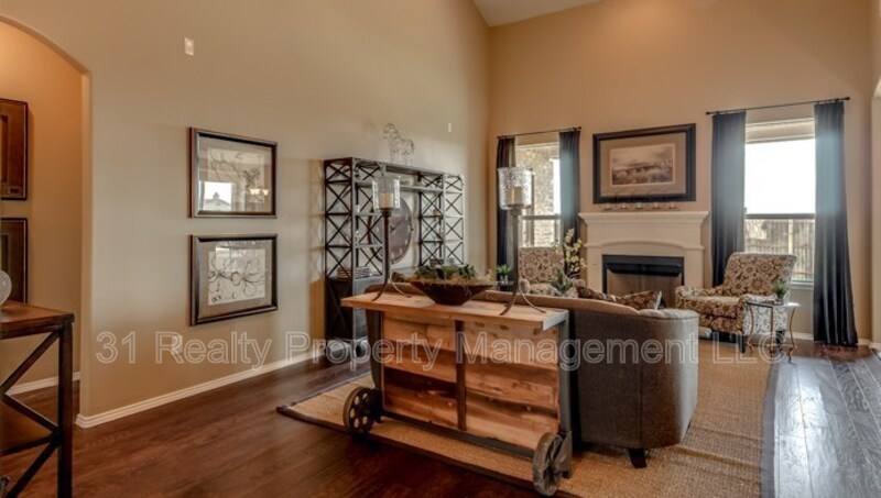 House for rent at 917 Swan Ridge Dr, Sherman, TX 75092