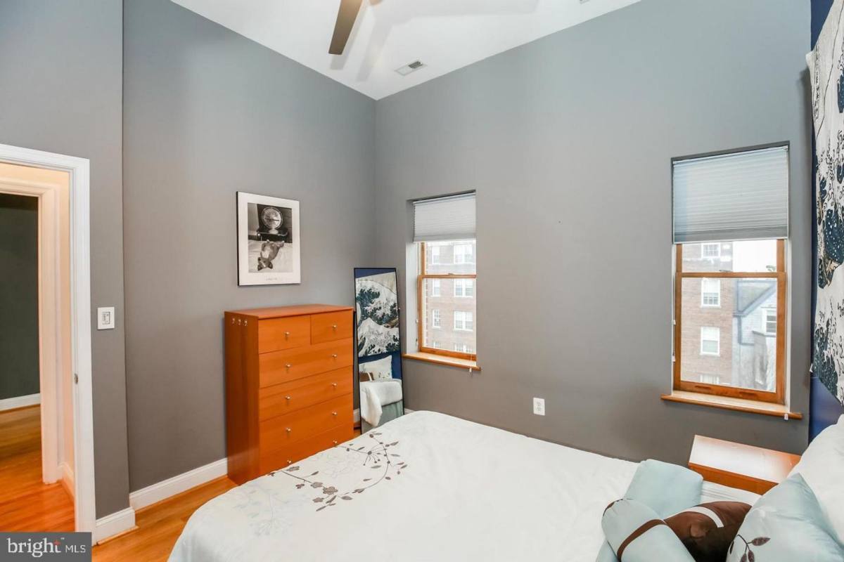 Condo for rent at 1427 Chapin St NW, Washington, DC 20009