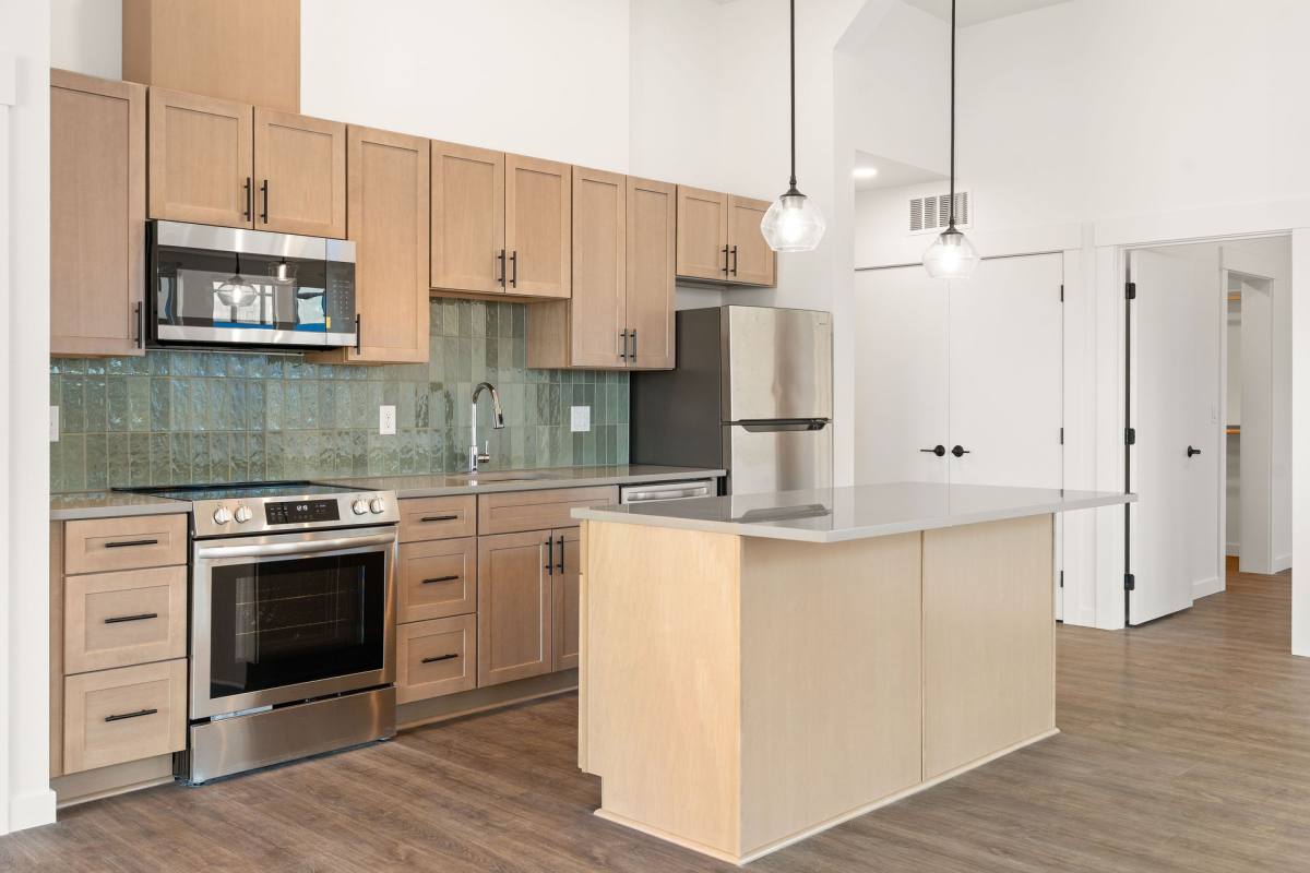 Apartment for rent at 2508 SE 32nd Ave, Portland, OR 97202