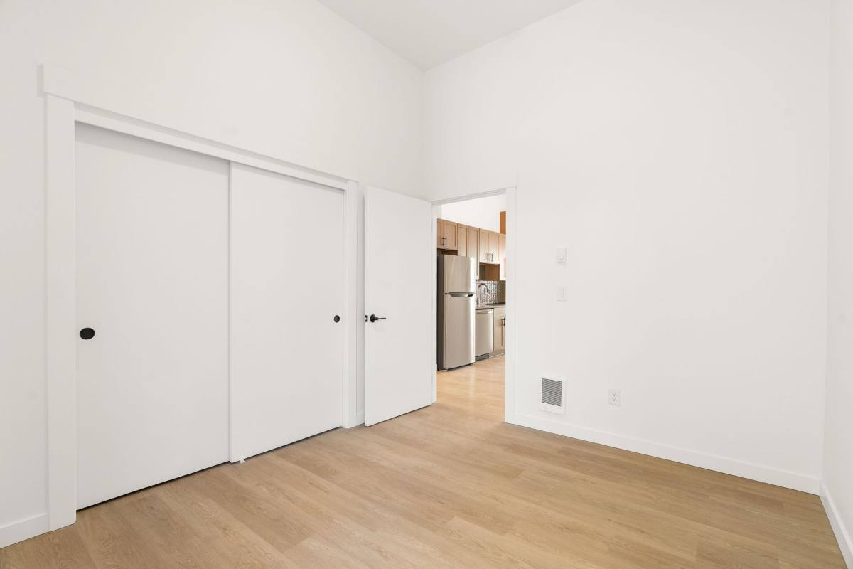 Apartment for rent at 2508 SE 32nd Ave, Portland, OR 97202