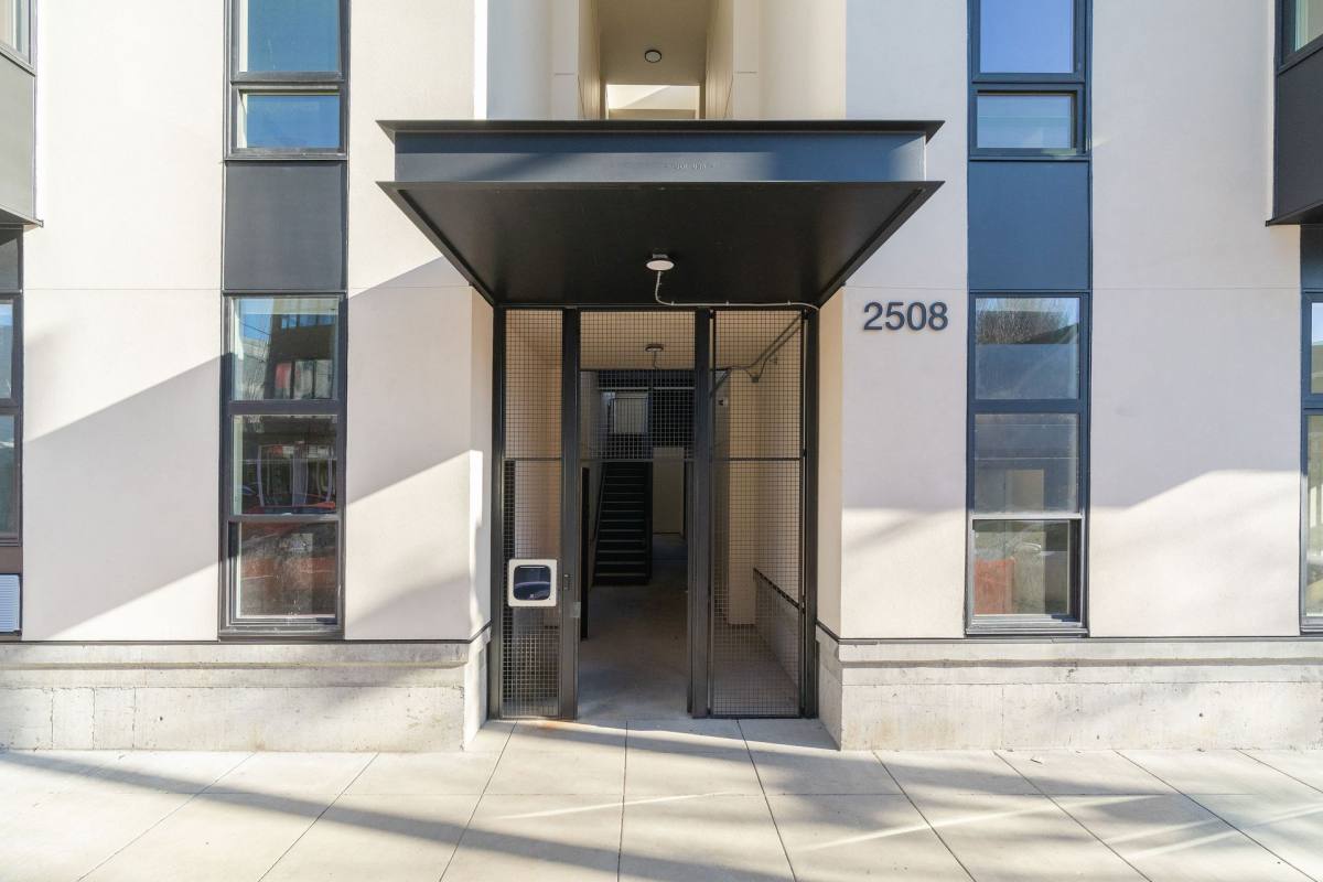 Apartment for rent at 2508 SE 32nd Ave, Portland, OR 97202
