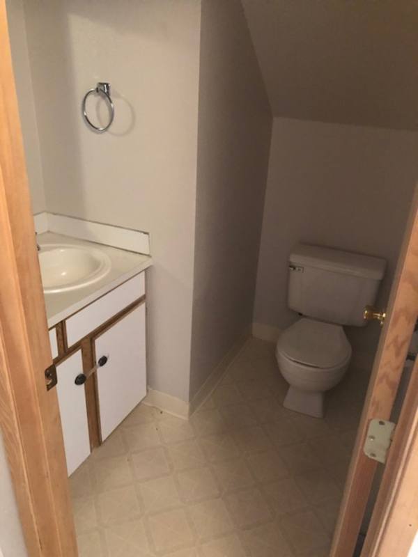 House for rent at 2933 SE 38th Court, Hillsboro, OR 97123