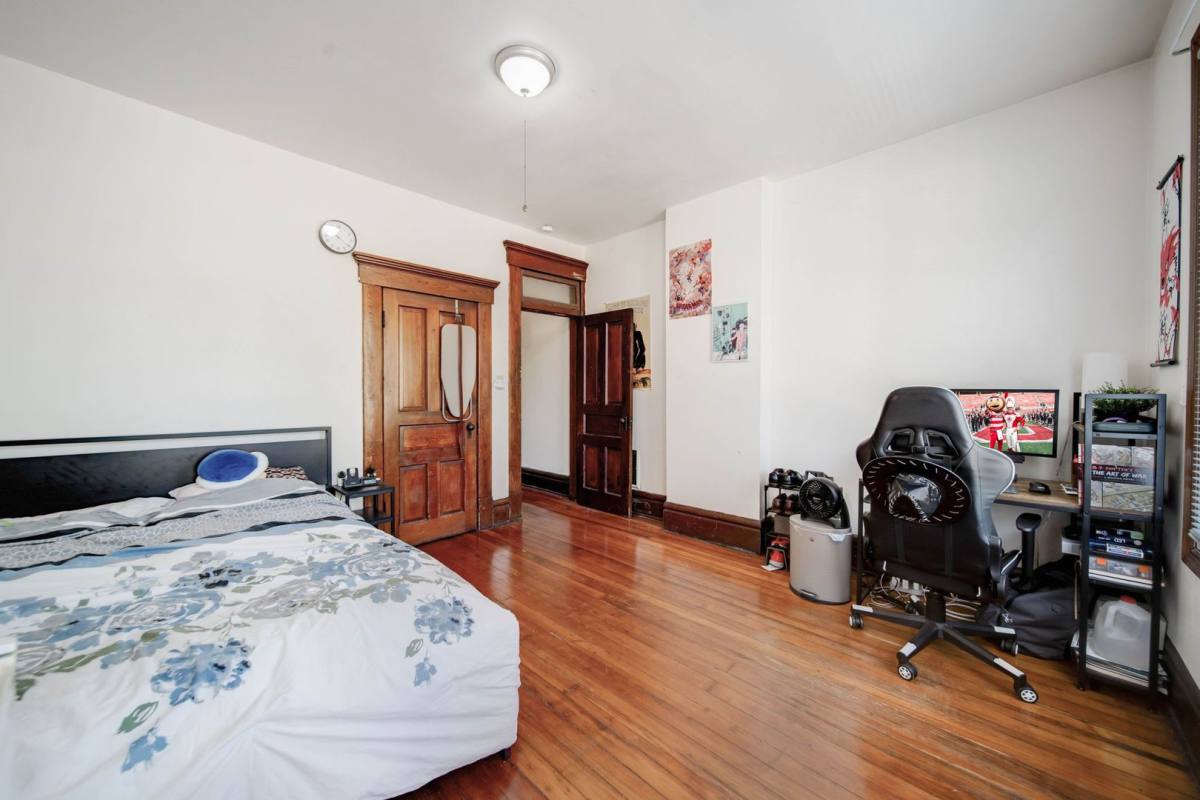 Townhouse for rent at 73 E Maynard Ave, Columbus, OH 43202