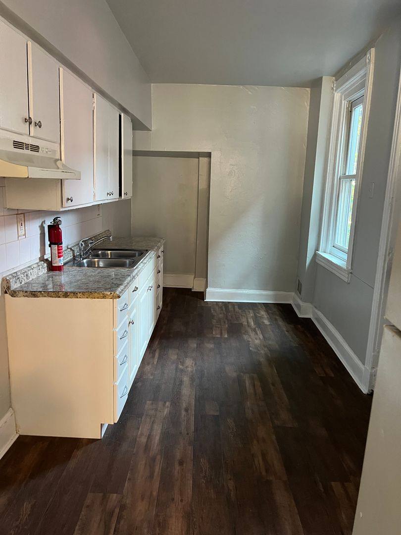 House for rent at 549 Howard Ave, Lancaster, PA 17602