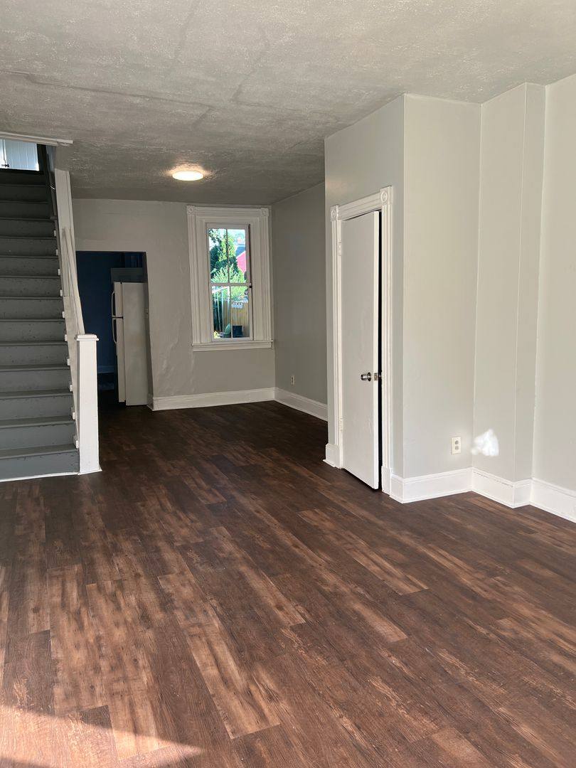 House for rent at 549 Howard Ave, Lancaster, PA 17602