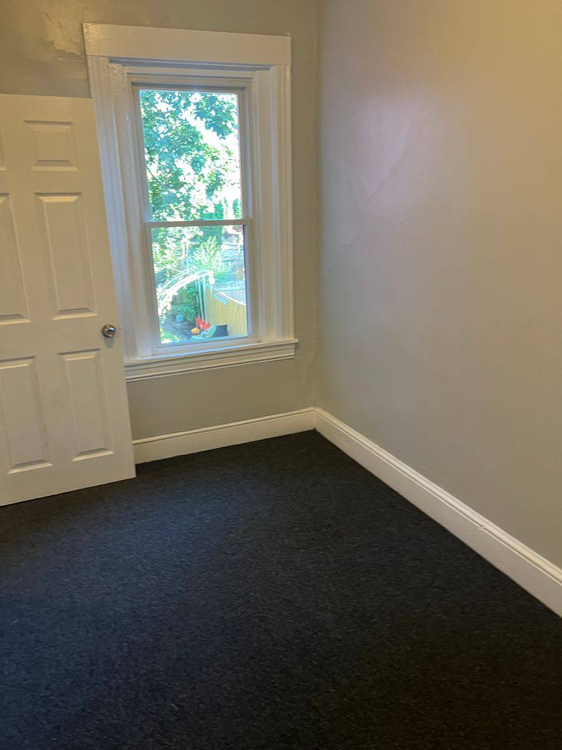 House for rent at 549 Howard Ave, Lancaster, PA 17602