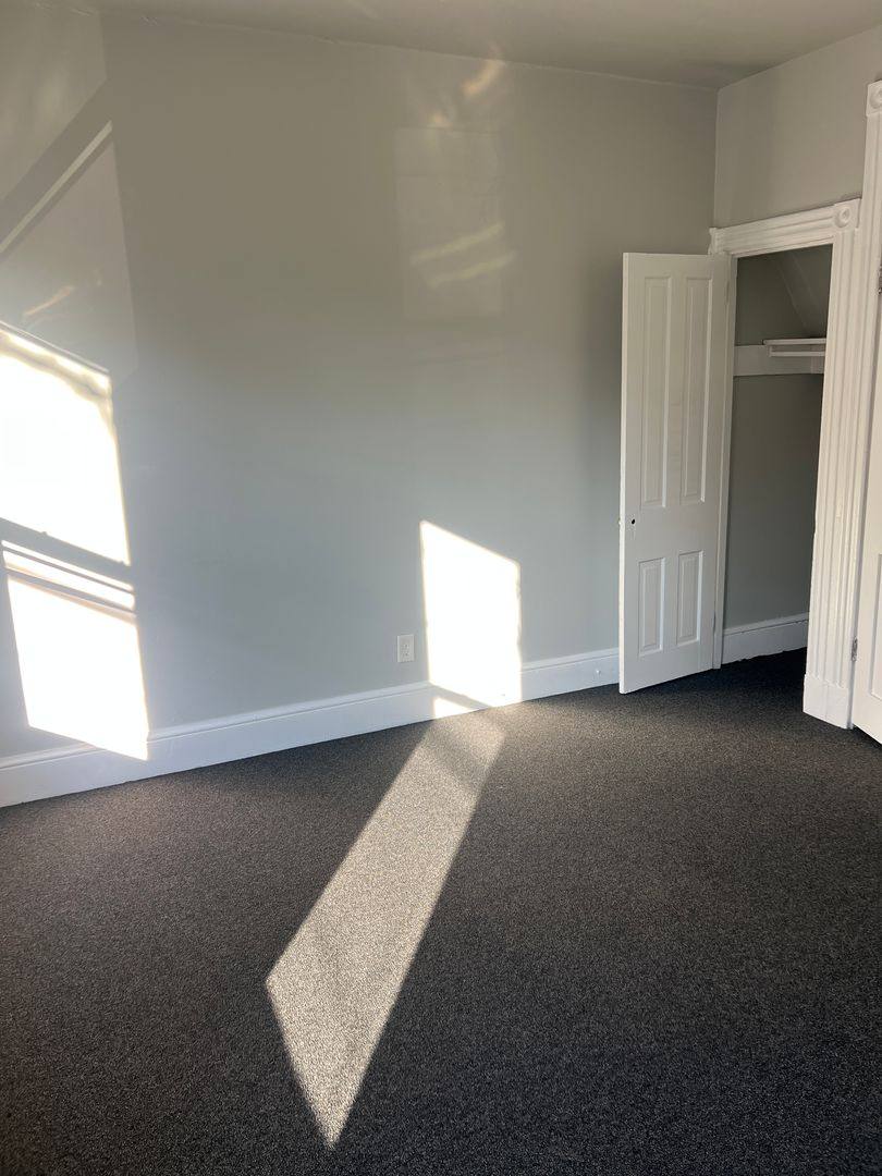 House for rent at 549 Howard Ave, Lancaster, PA 17602