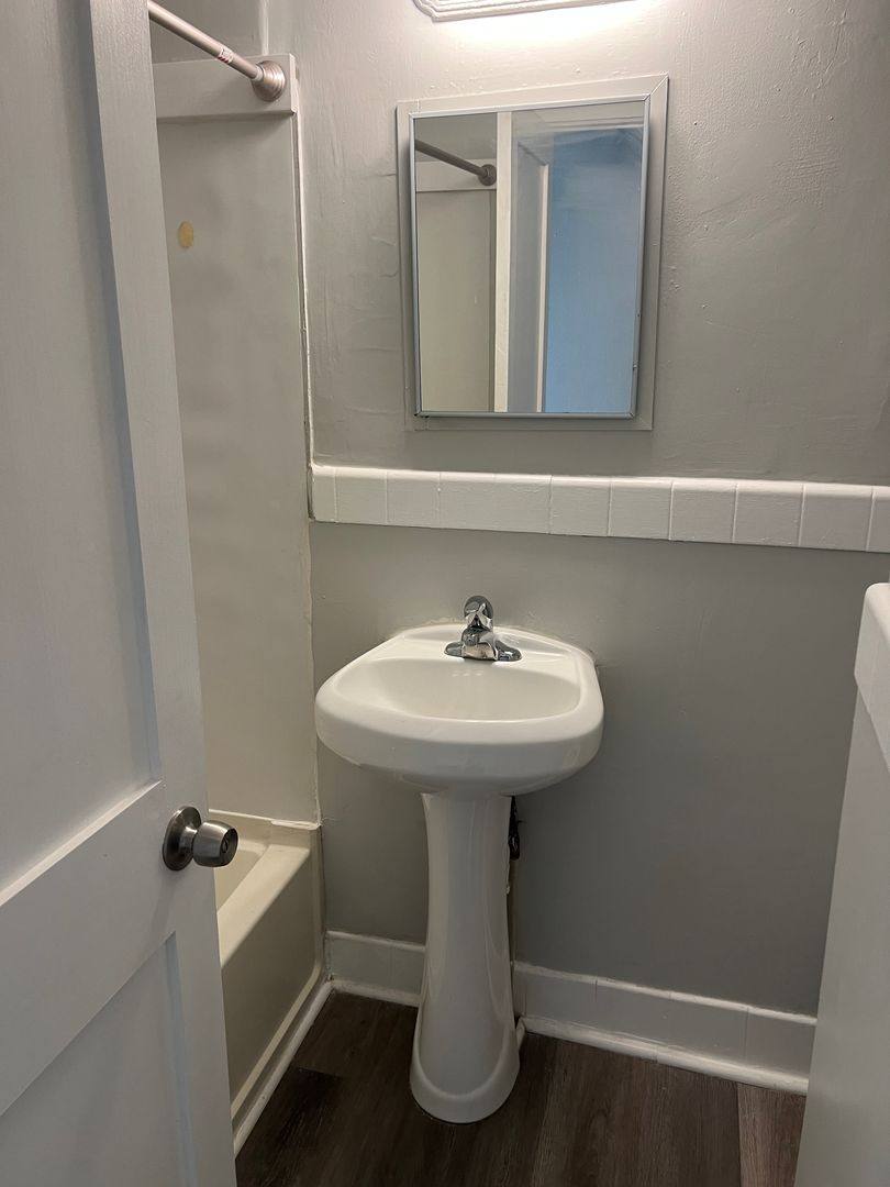 House for rent at 549 Howard Ave, Lancaster, PA 17602