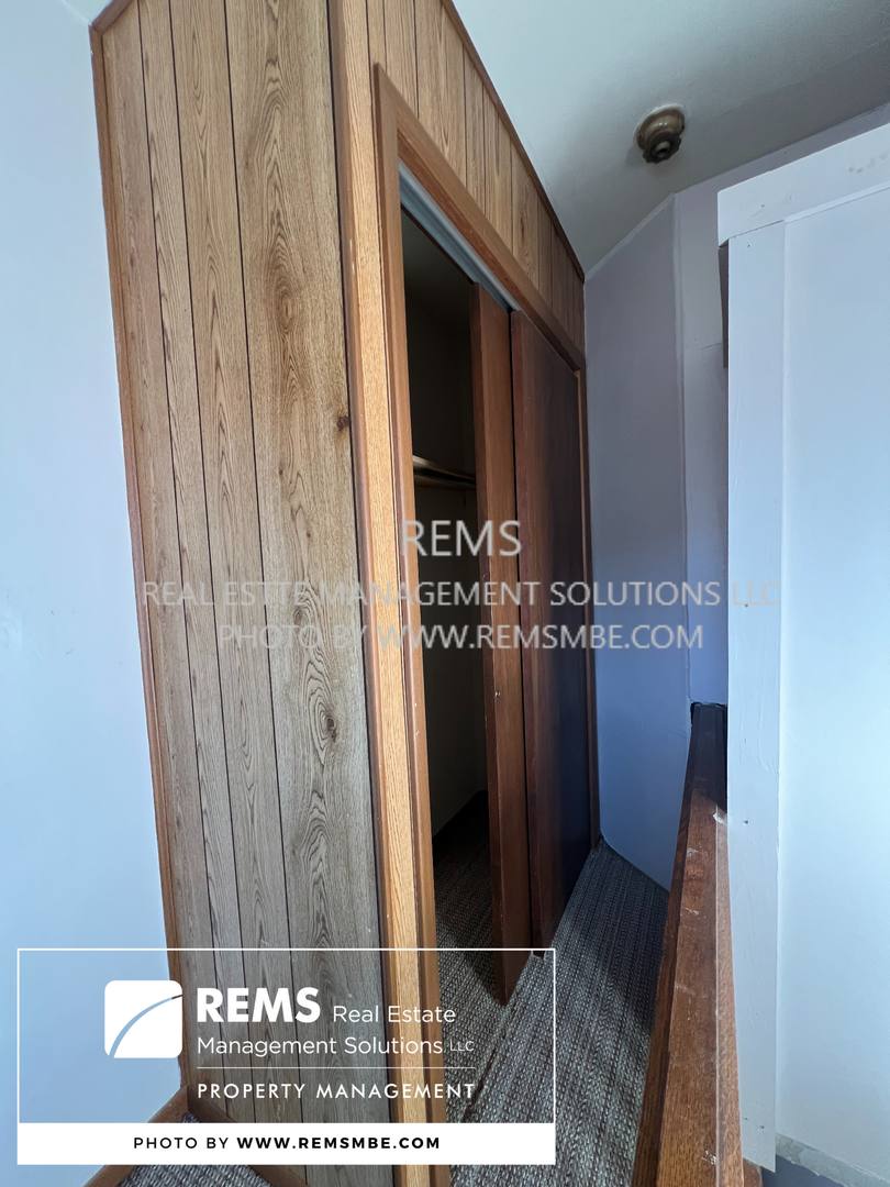 Apartment for rent at 420 N Pine St, Reedsburg, WI 53959