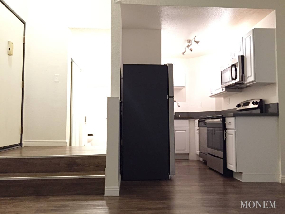 Apartment for rent at 4124 Eagle Rock Blvd, Los Angeles, CA 90065