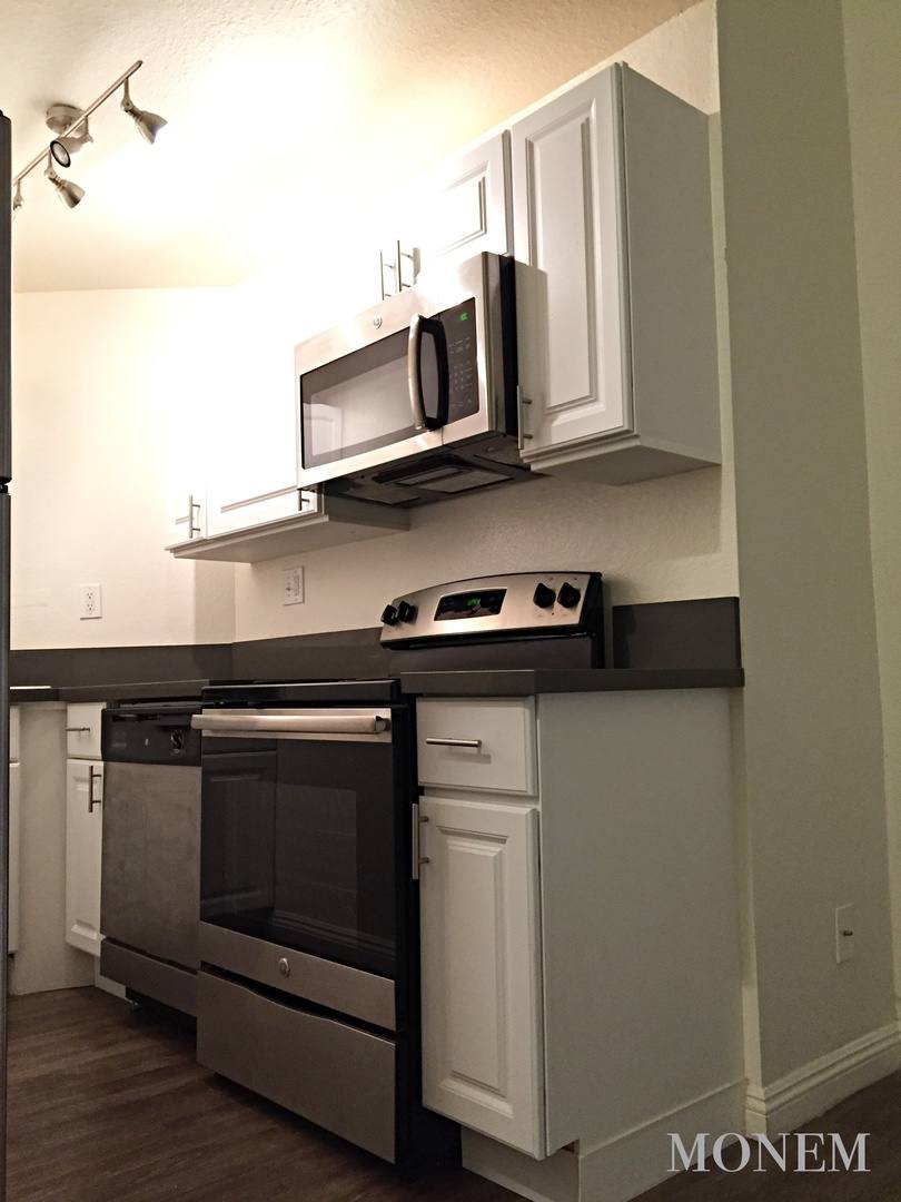 Apartment for rent at 4124 Eagle Rock Blvd, Los Angeles, CA 90065