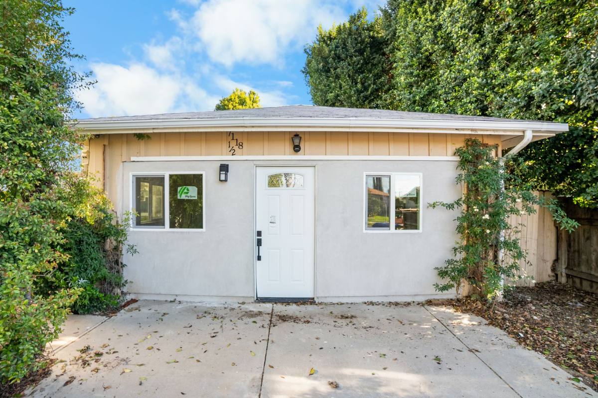 House for rent at 7118 1 2 Sunnybrea Ave, Winnetka, CA 91306