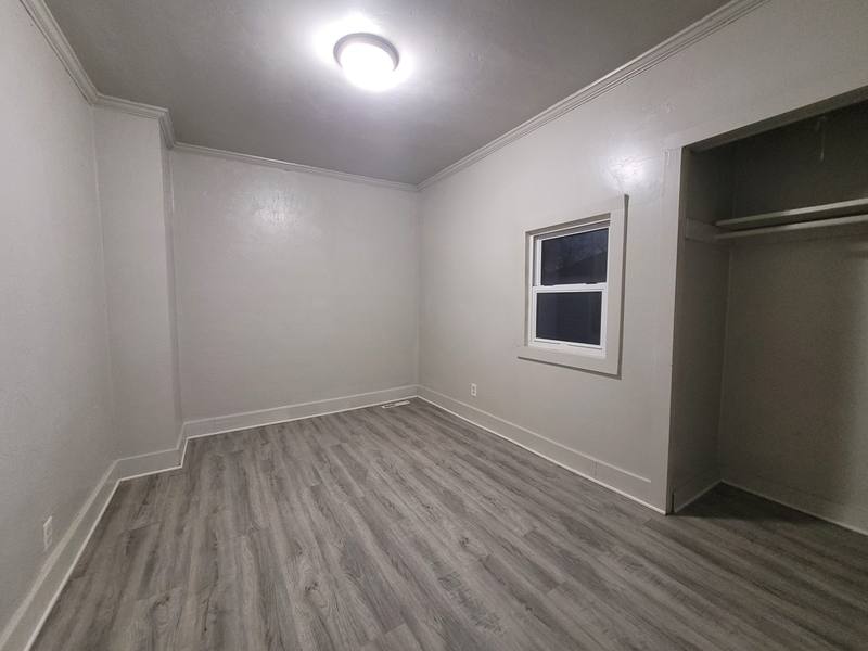 Apartment for rent at 401 Cass St, Green Bay, WI 54301