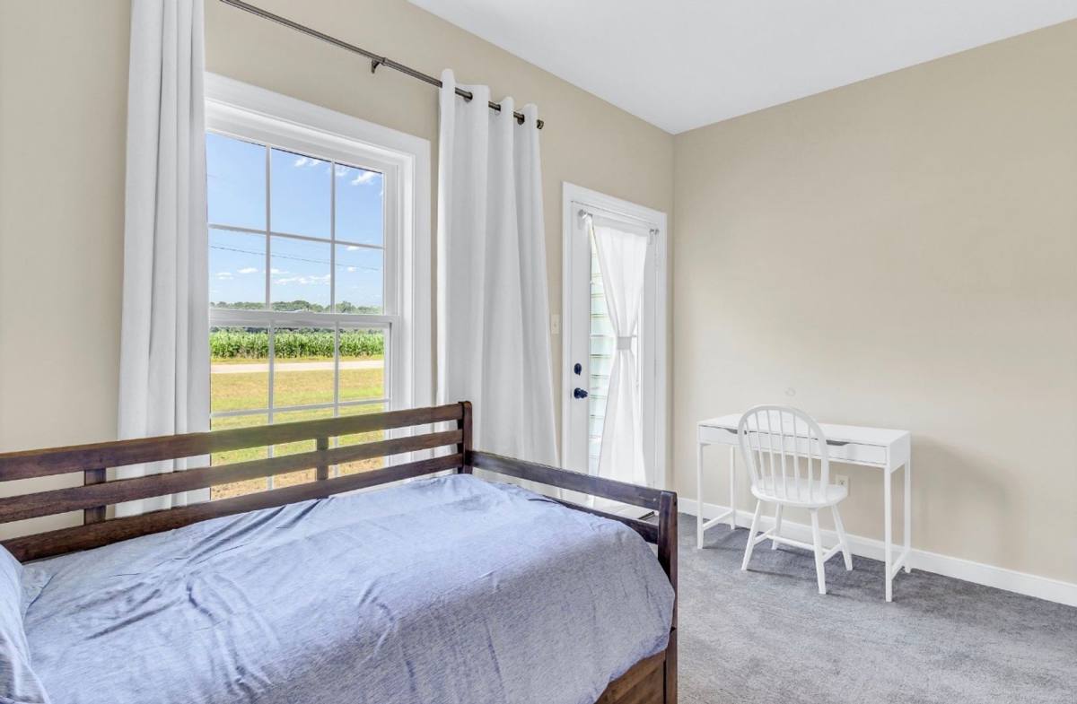 Apartment for rent at 710 James Jones Memorial Highway, Kilmarnock, VA 22482