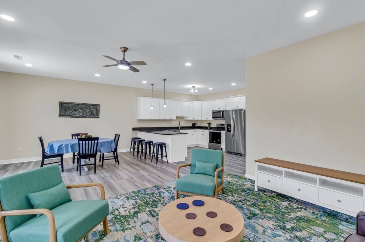 Apartment for rent at 710 James Jones Memorial Highway, Kilmarnock, VA 22482