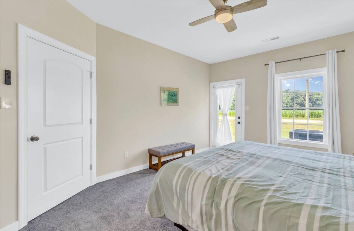 Apartment for rent at 710 James Jones Memorial Highway, Kilmarnock, VA 22482