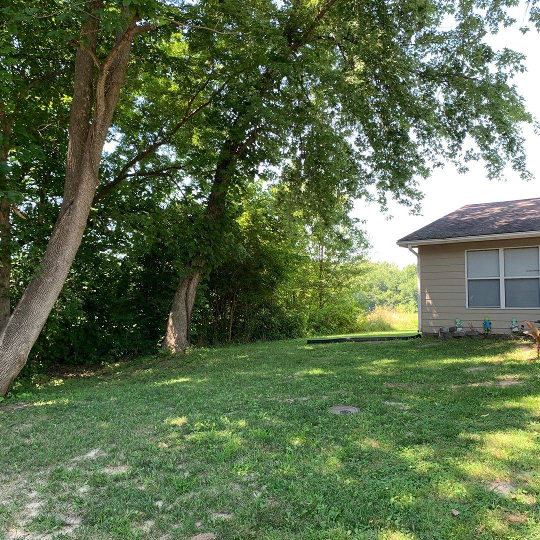 Apartment for rent at 4621 - 4623 W Bainbridge Dr, Columbia, MO 65203