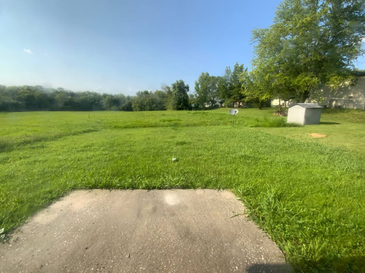 Apartment for rent at 4621 - 4623 W Bainbridge Dr, Columbia, MO 65203