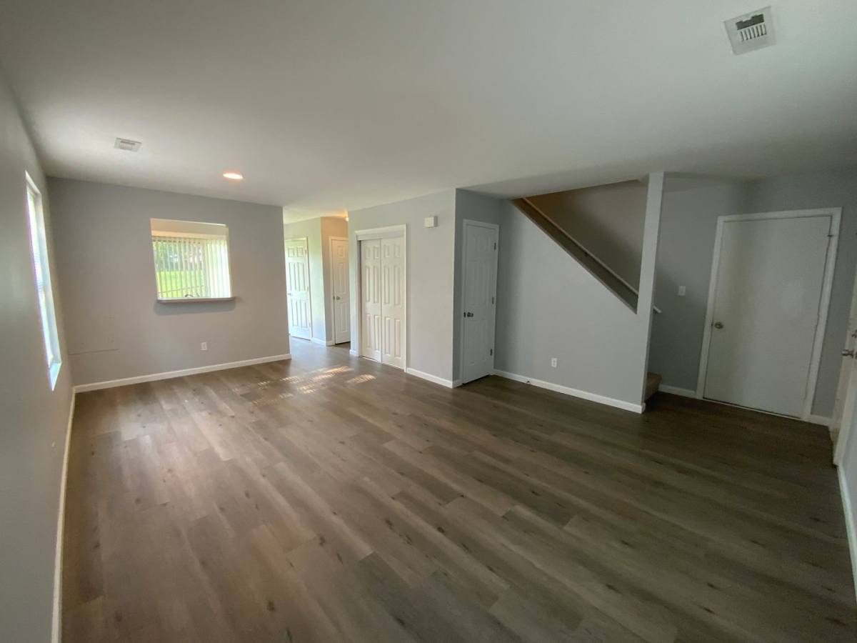Apartment for rent at 4621 - 4623 W Bainbridge Dr, Columbia, MO 65203