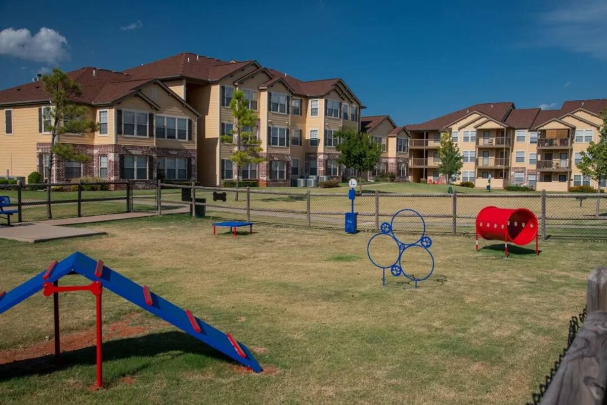 Apartment for rent at 11308 SW 5th St, Yukon, OK 73099