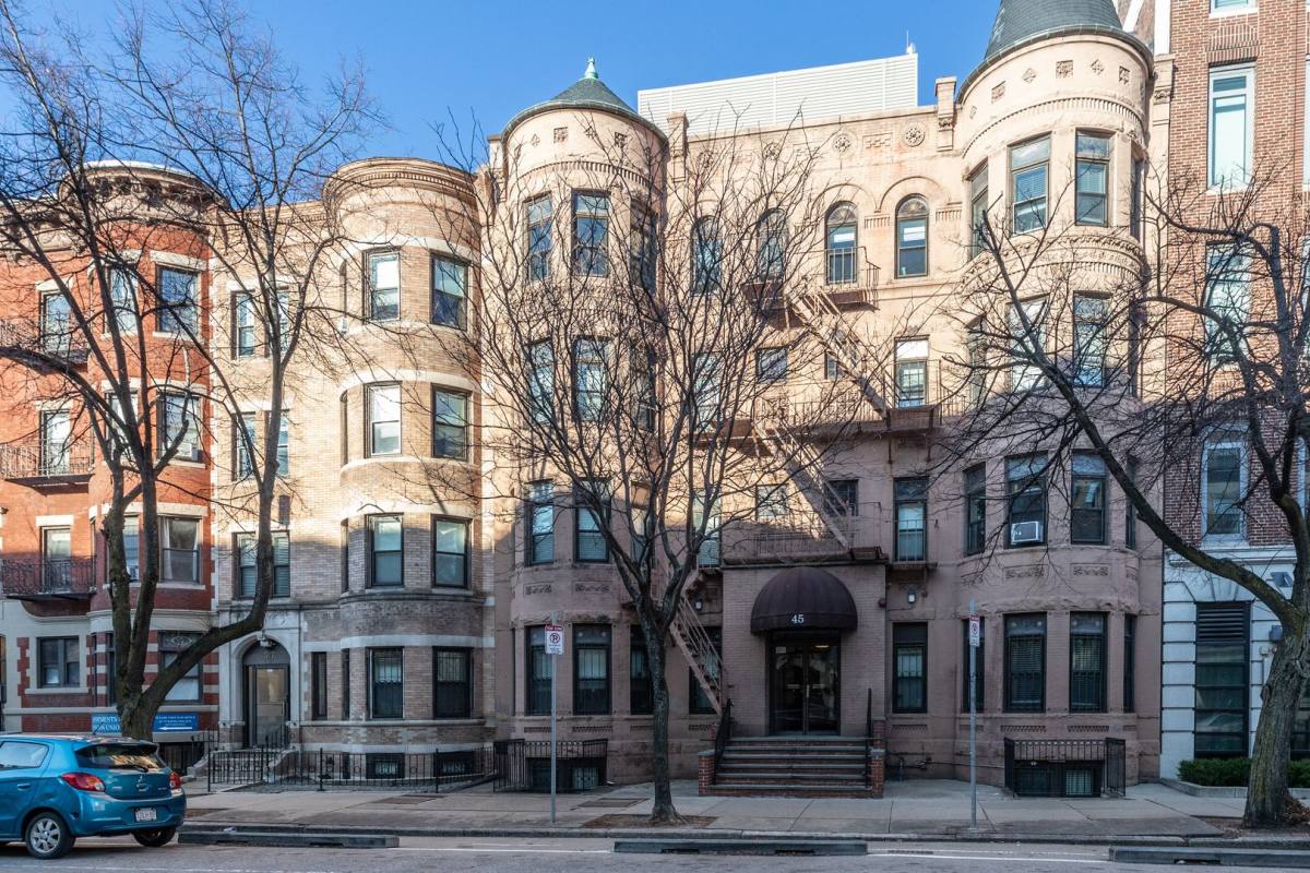 House for rent at 41 Westland Ave #3B, Boston, MA 02115