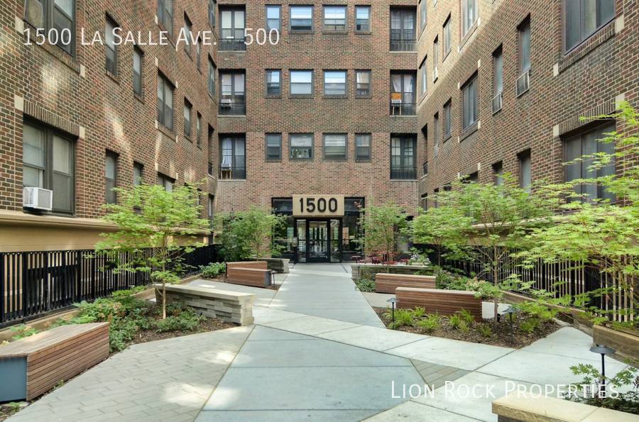 Apartment for rent at 1500 La Salle Ave #502, Minneapolis, MN 55403