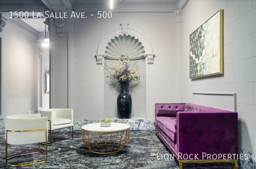 Apartment for rent at 1500 La Salle Ave #502, Minneapolis, MN 55403