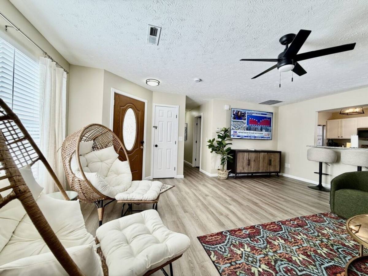 House for rent at 930 Leora Dr, Trenton, OH 45067