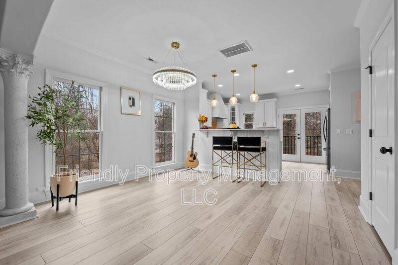 Townhouse for rent at 812 Pisgah Church Rd #G, Greensboro, NC 27455