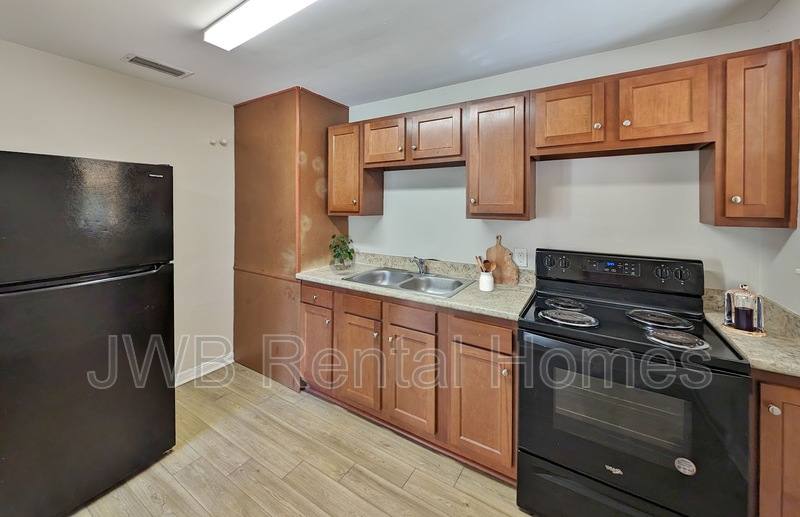 House for rent at 9017 6th Ave, Jacksonville, FL 32208