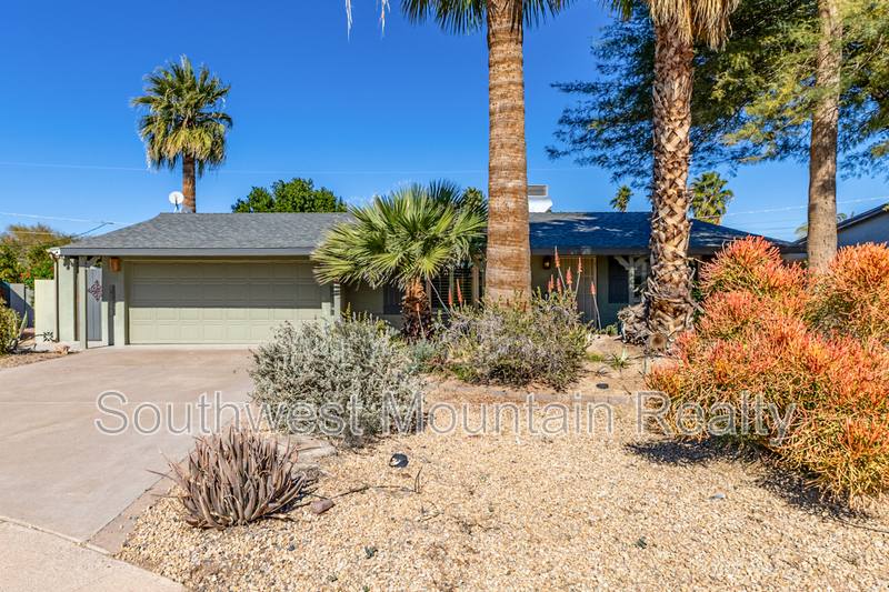 House for rent at 8538 E Mitchell Dr, Scottsdale, AZ 85251