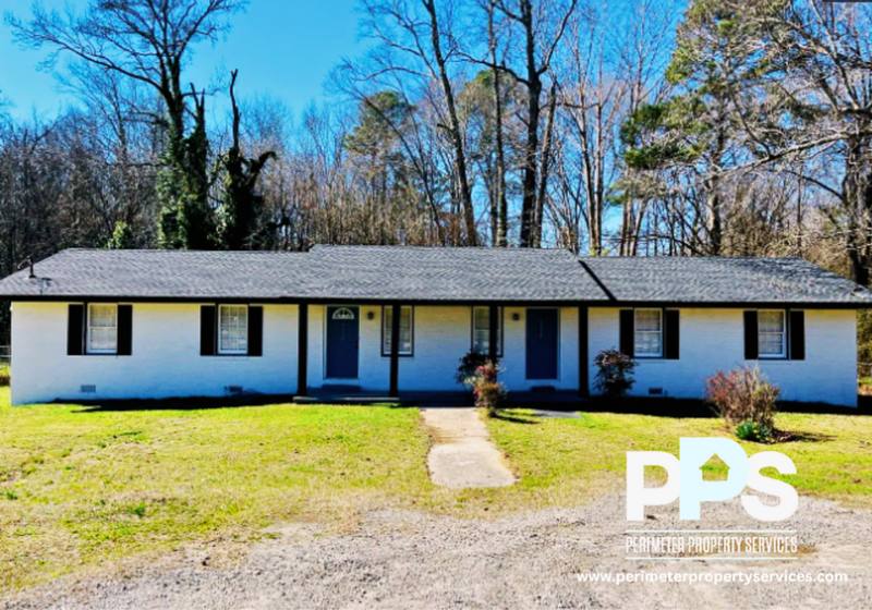 Apartment for rent at 6127-6129 E Fayetteville Dr, Riverdale, GA 30296