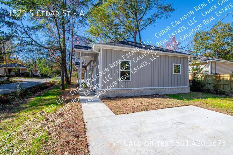 Apartment for rent at 1523 S Cedar St #A, Little Rock, AR 72204