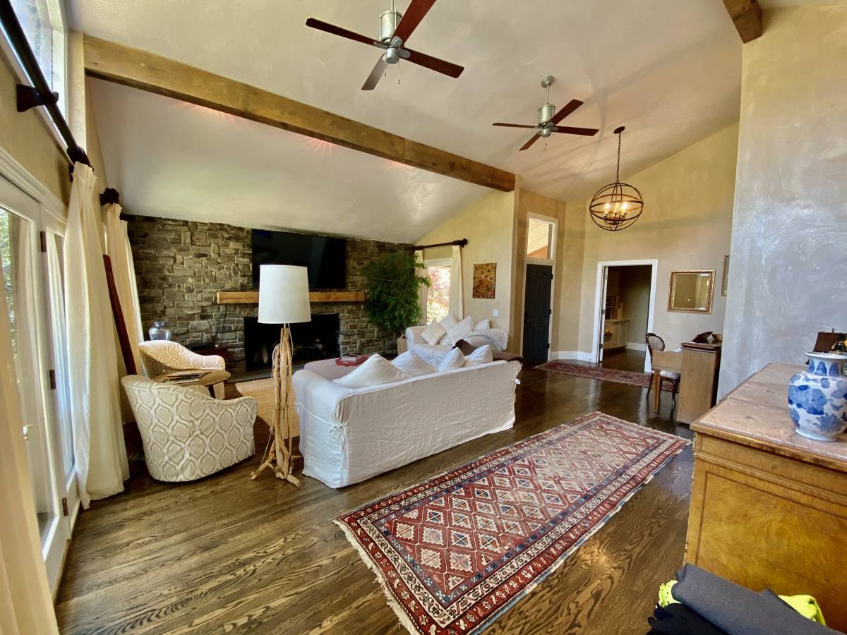 House for rent at 3594 Silverado Trail N, Saint Helena, CA 94574