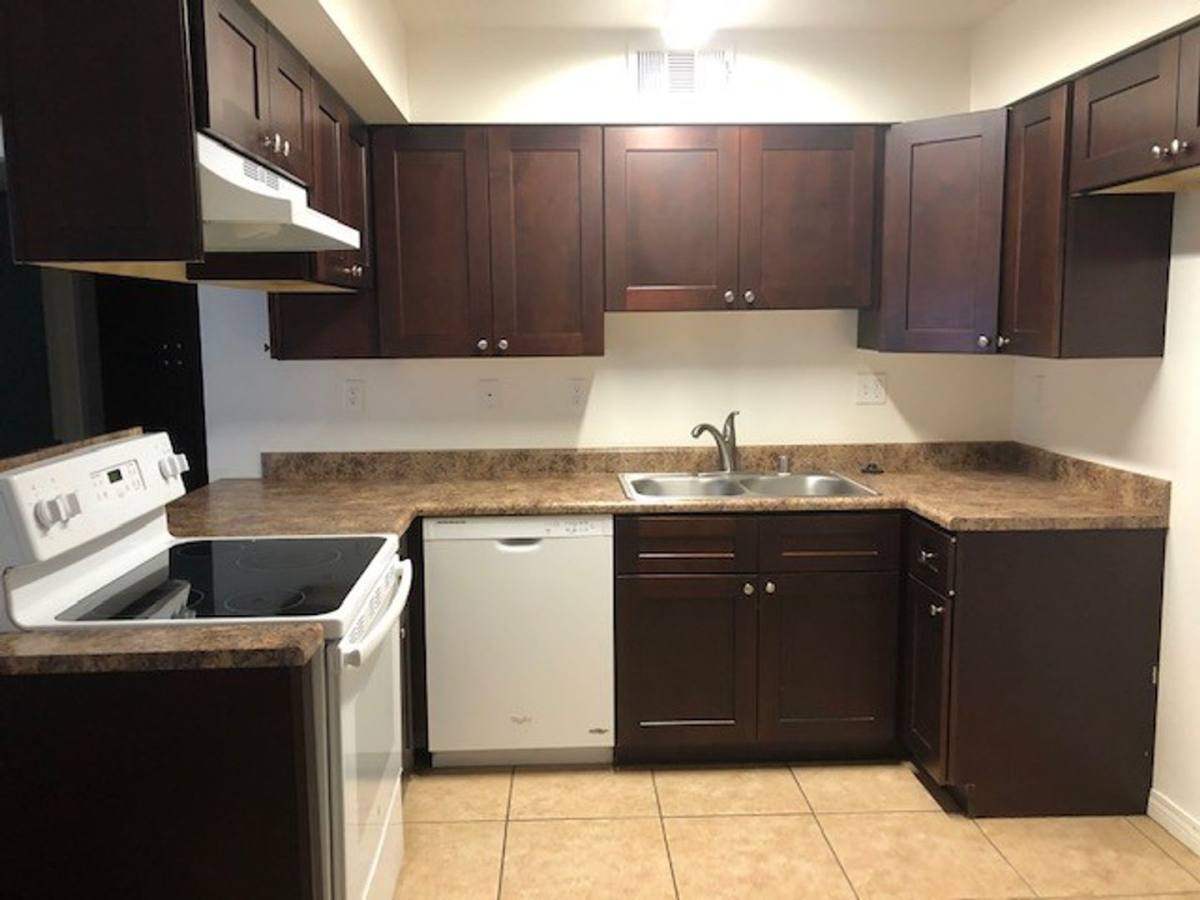 Apartment for rent at 2006 Kentucky St, Bakersfield, CA 93305