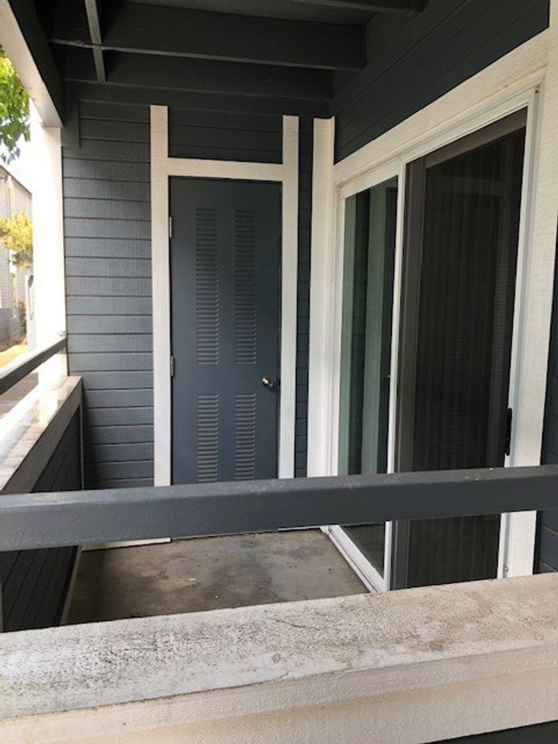 Apartment for rent at 2006 Kentucky St, Bakersfield, CA 93305