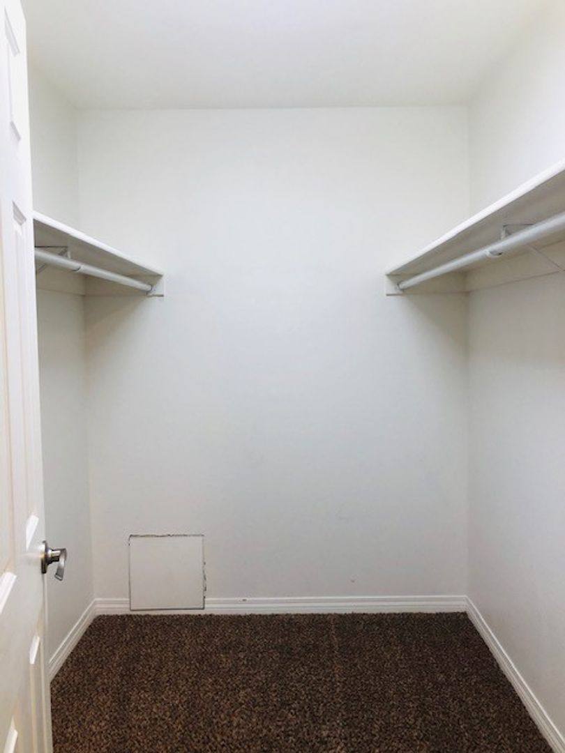 Apartment for rent at 2006 Kentucky St, Bakersfield, CA 93305