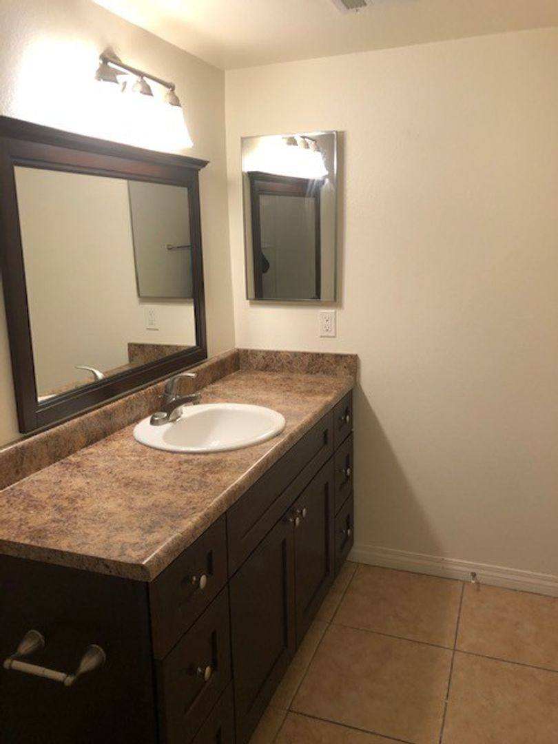 Apartment for rent at 2006 Kentucky St, Bakersfield, CA 93305