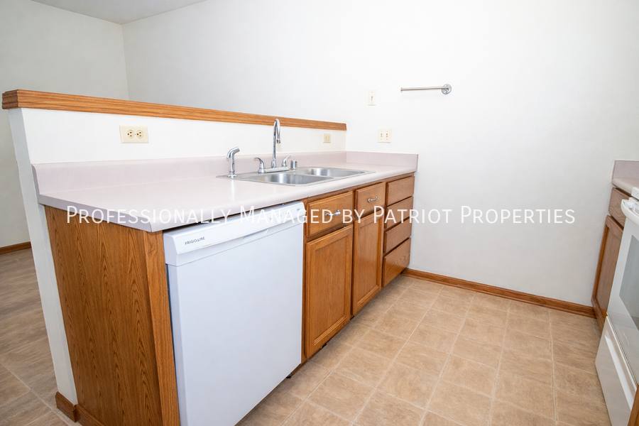 Apartment for rent at 1601 Moline St, Stoughton, WI 53589