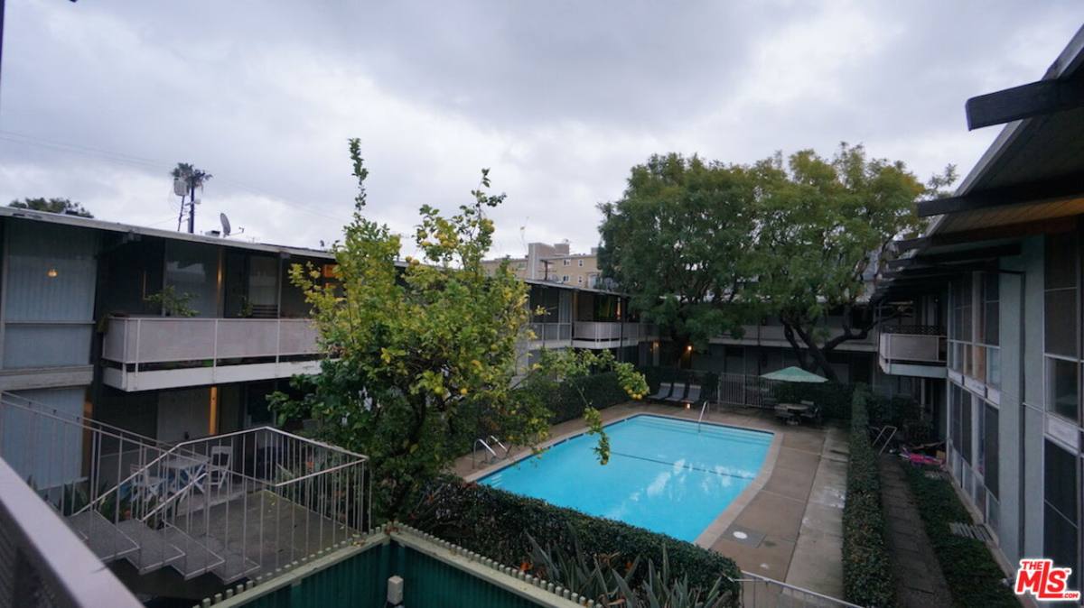 Apartment for rent at 11133 Rose Ave #26, Los Angeles, CA 90034