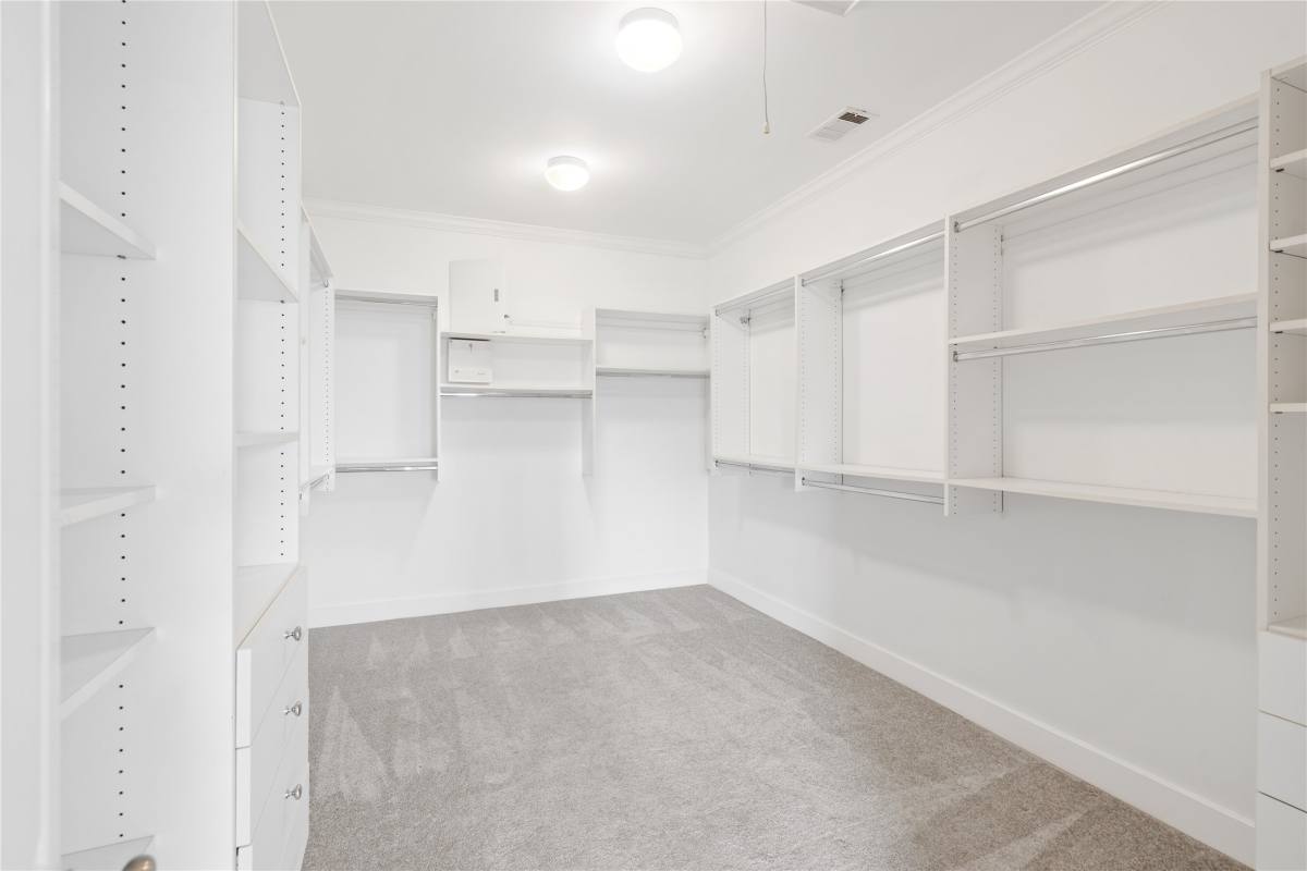Apartment for rent at 3006 McCulloch Circle, Houston, TX 77056