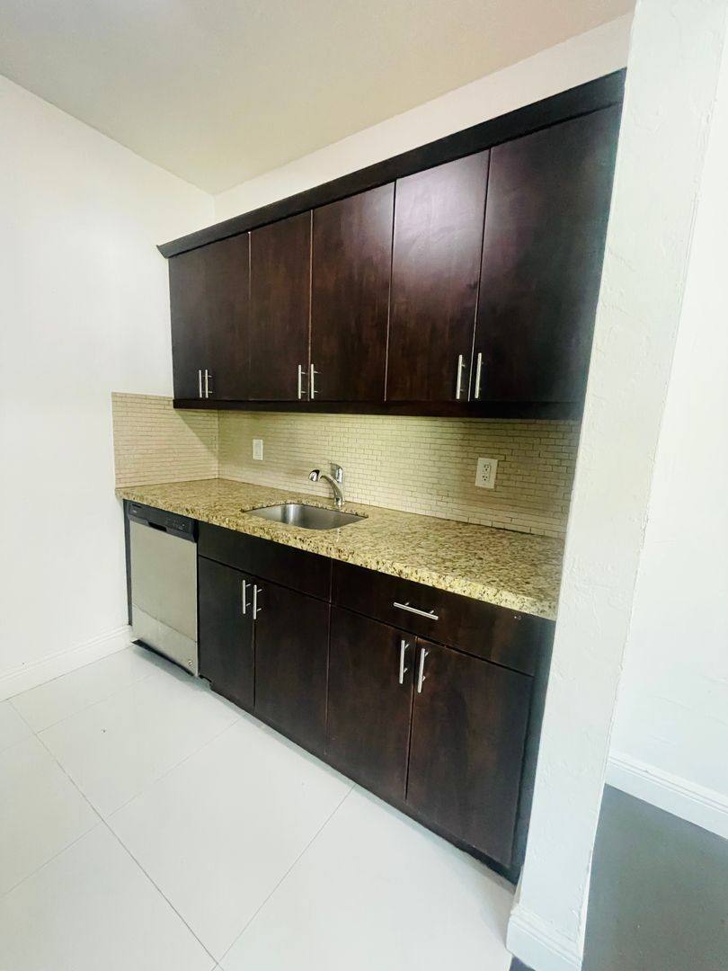 Apartment for rent at 101 Antiquera Ave, Miami, FL 33134
