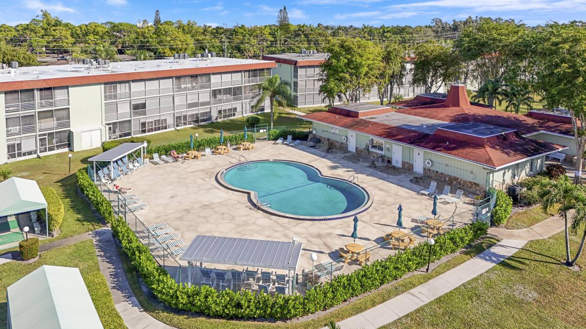 Condo for rent at 3100 Springdale Blvd #314, Lake Worth, FL 33461